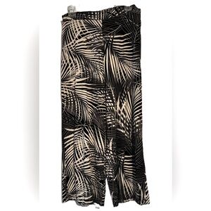 Wide leg cropped pants, linen/rayon blend size M